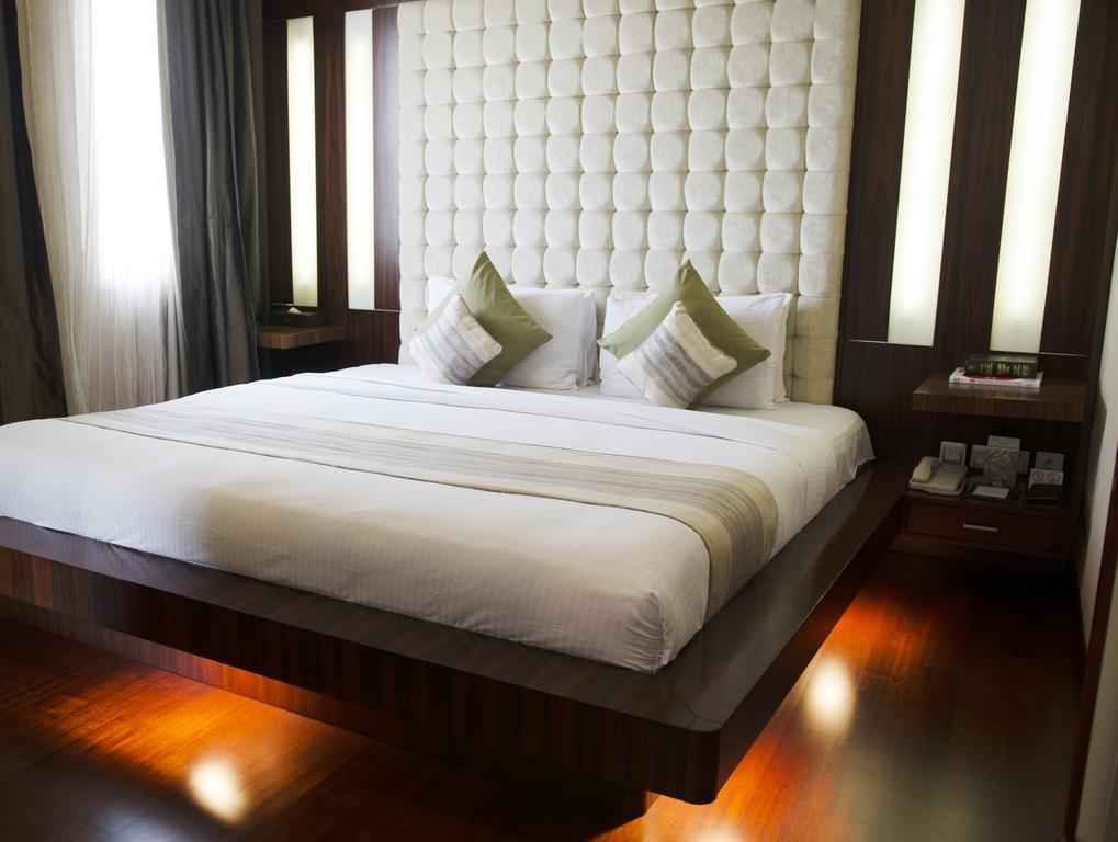 & Centre Apart Otel 4*